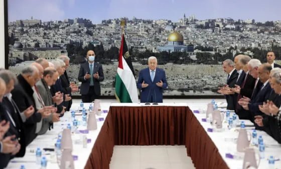 Palestinian Authority President Mahmoud Abbas holds a meeting. Photo: APAImages/Rex/Shutterstock